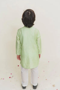 Full Sleeves Elephant Katha Kurta