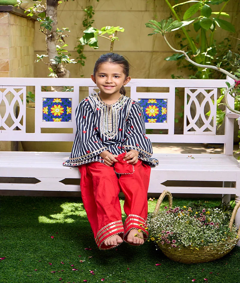 Printed Kurti with Red Farshi Salwar