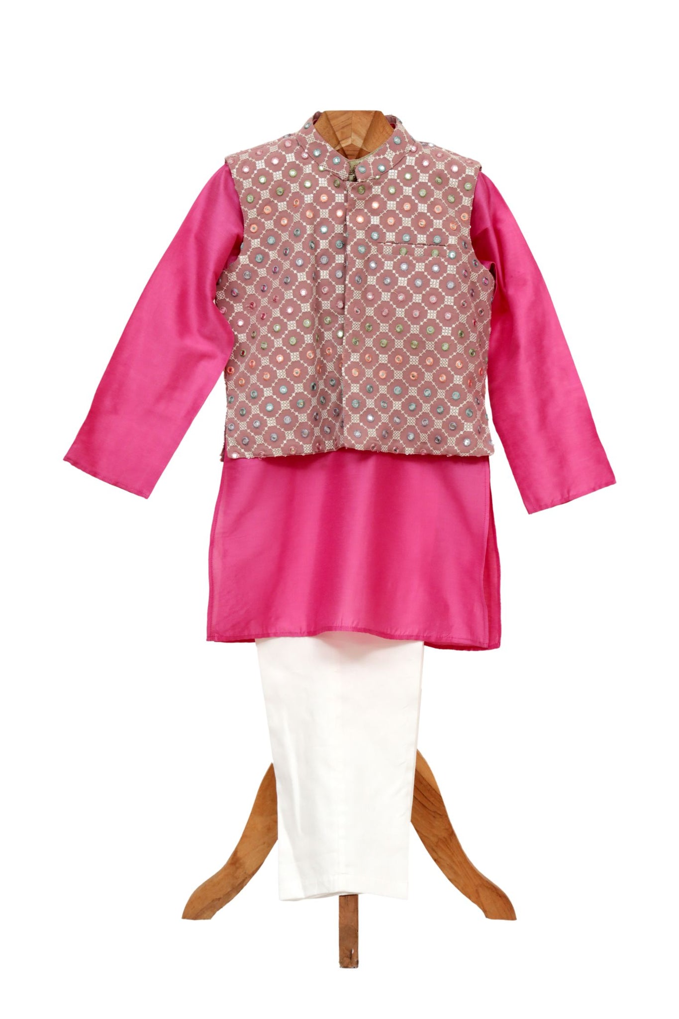 Chanderi Silk Kurta With Pyjama And Mirror Work Jacket