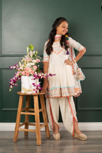 Embroidered Enhanced Border On Kurta With Dhoti