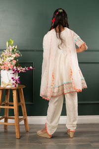 Embroidered Enhanced Border On Kurta With Dhoti