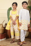 Zahra Girls Ethnic Kurta Pyjama Set In Hand-Block Printed Cotton With Matching Dupatta