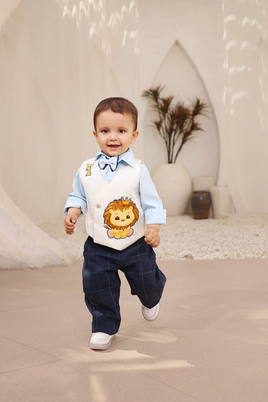 White Waist Coat With Pant And Shirt For Boys