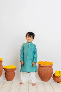 Boys Kurta And Pyjama Set