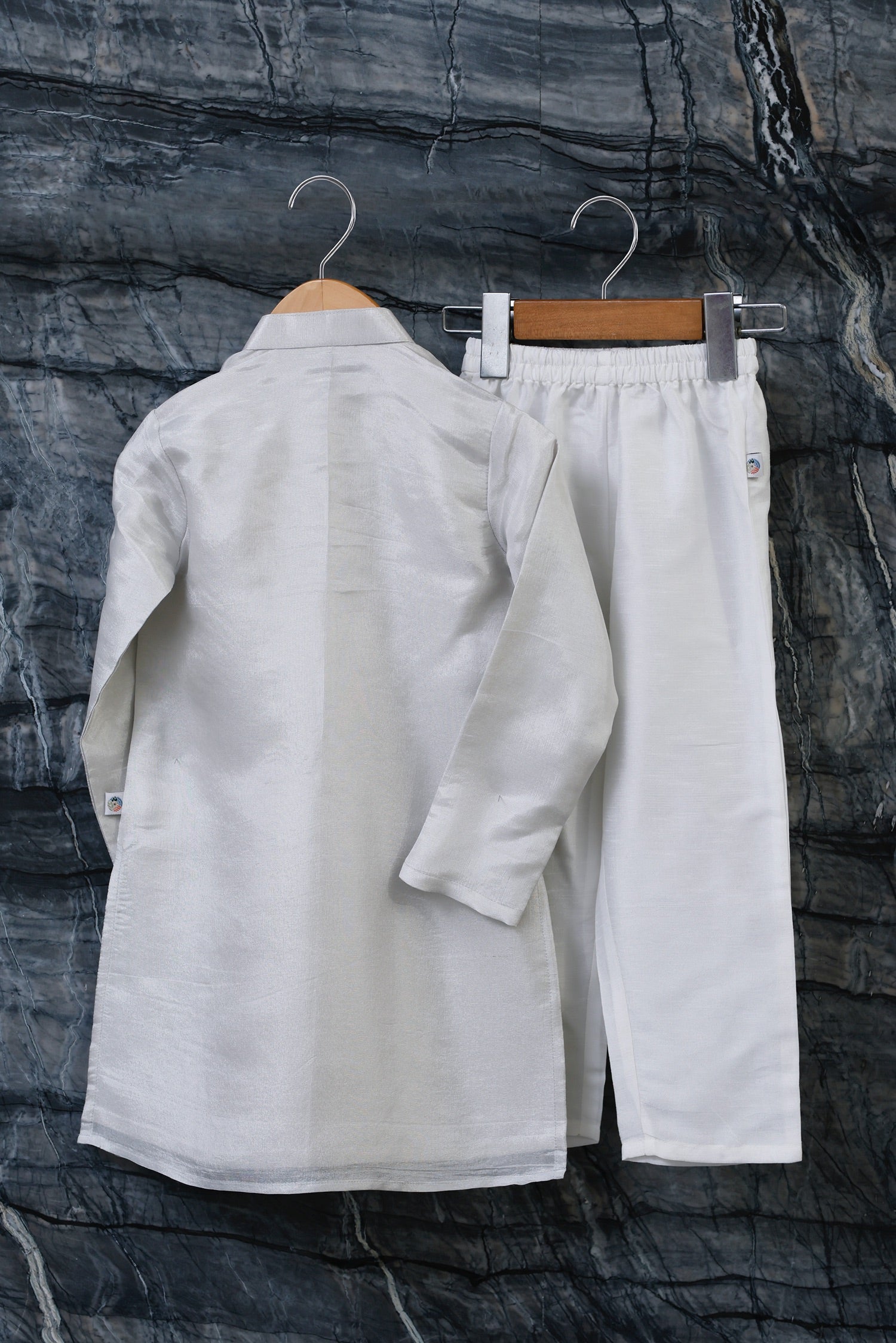 Constellation embroidered tissue kurta set