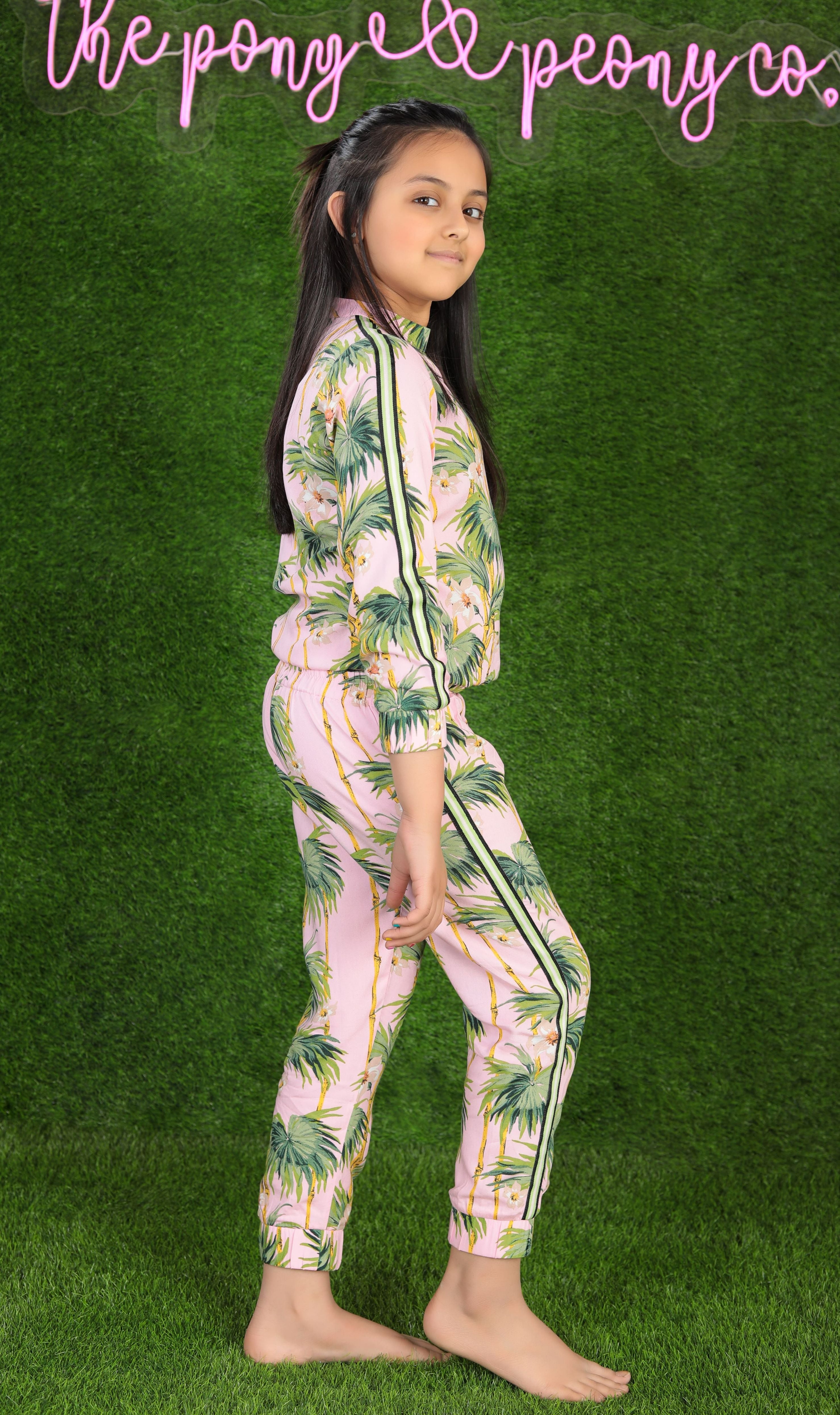 PALM 'N' PINK - SET OF TWO (TOP + TRACK PANTS)