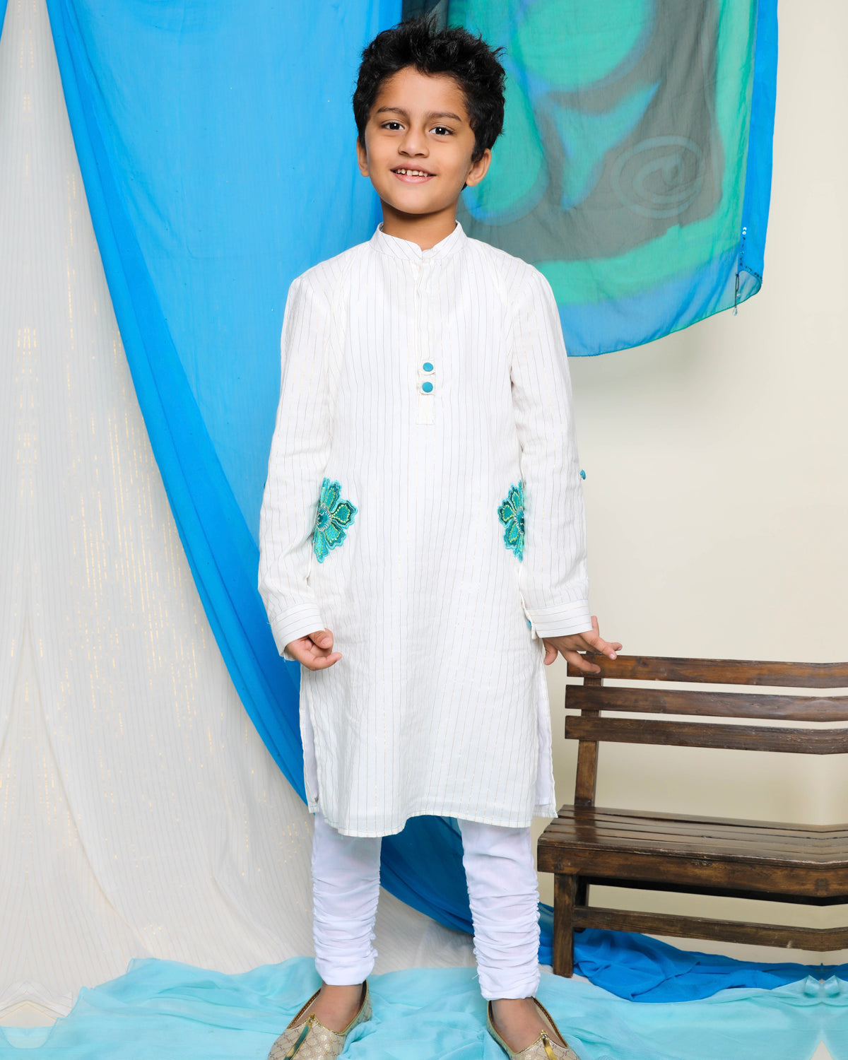 Juui Embroidered Kurta, White