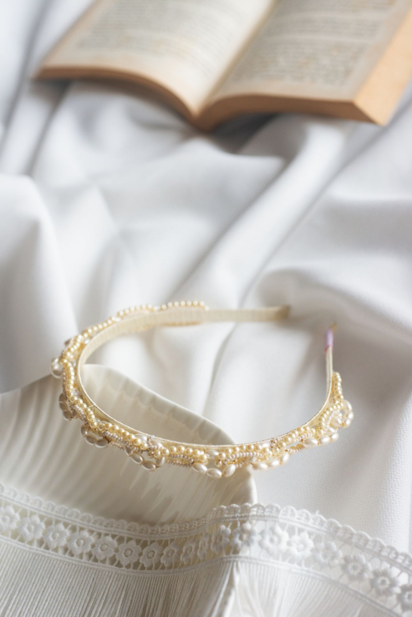 White Alabaster Pearl Hairband