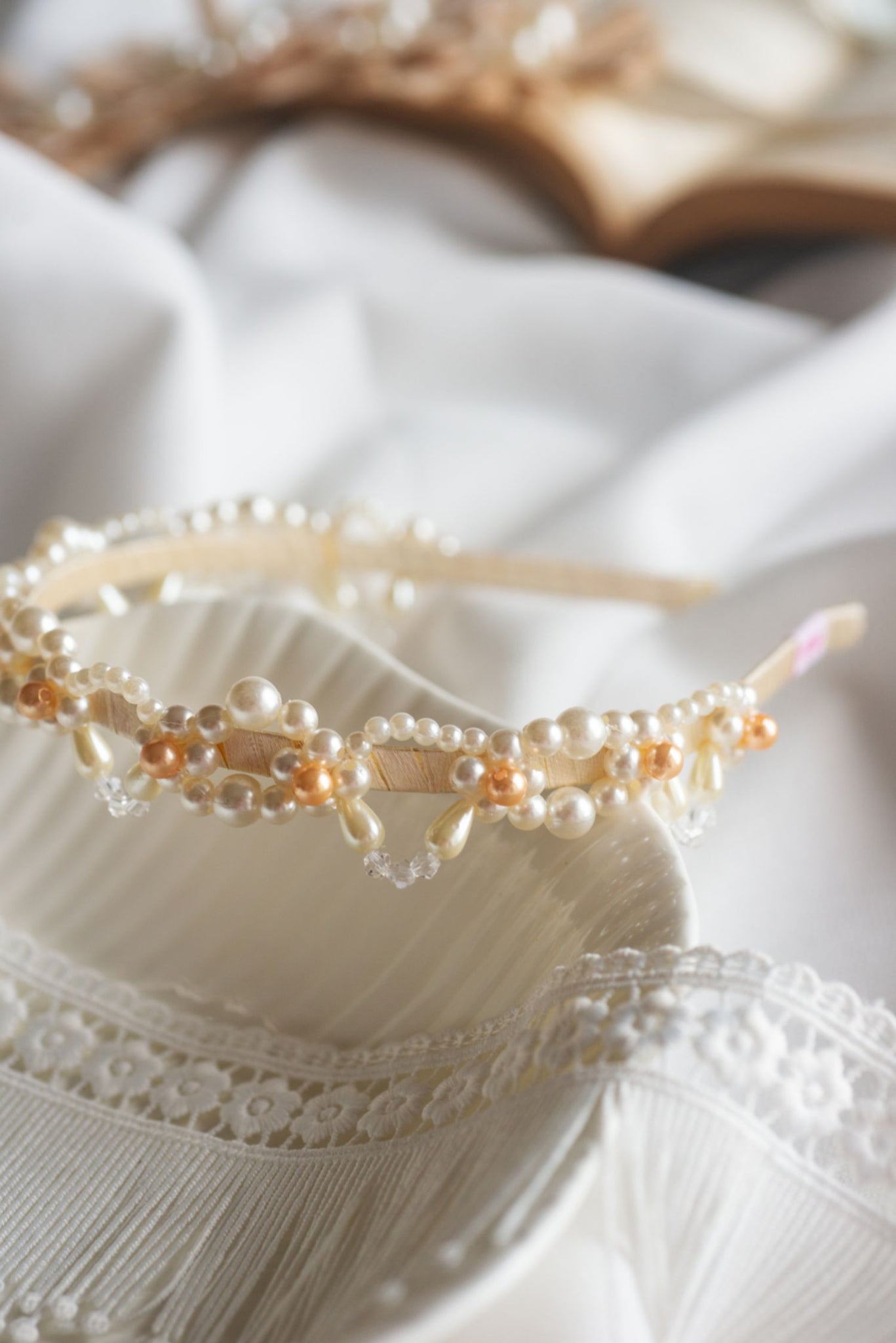 Pearl Detailing Hair Band White & Golden
