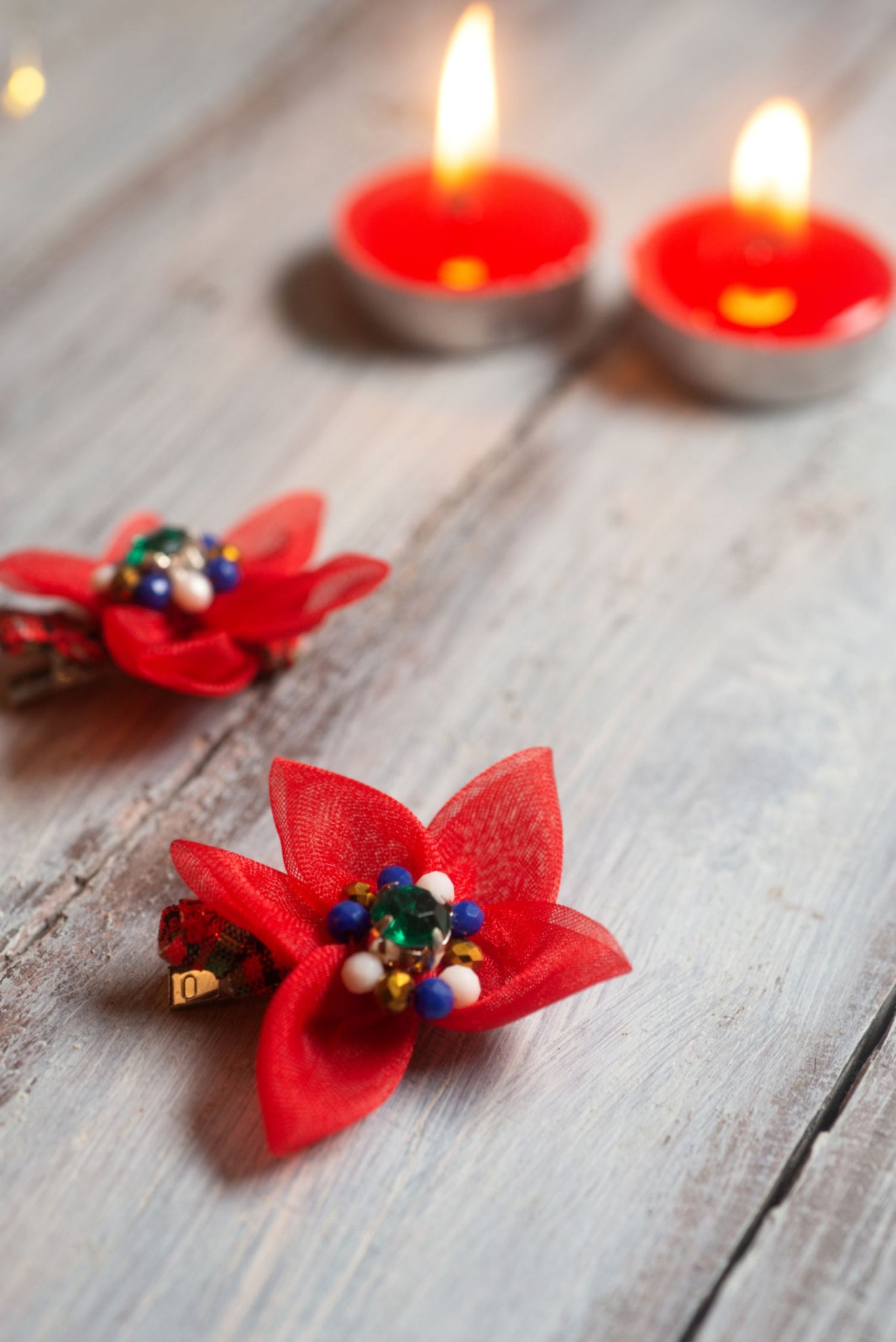 Set Of 2 Blooming Amaryllis Hair Clips Red