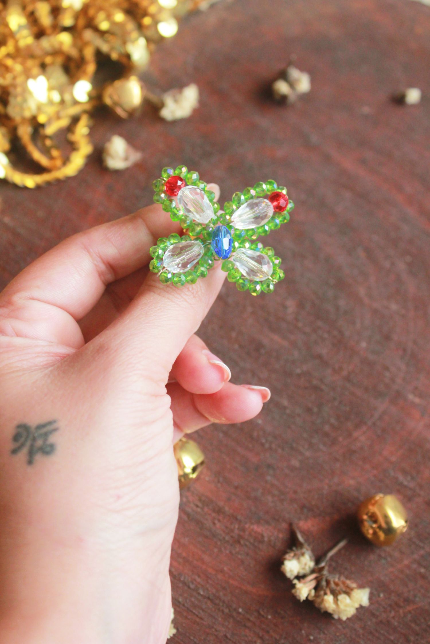 Choko Size Adjustable Beads And Pearls Embellished Butterfly Of Xmas Ring Green White