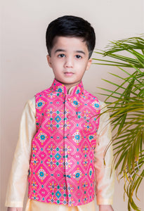 Pink Ikkat Nehru Set