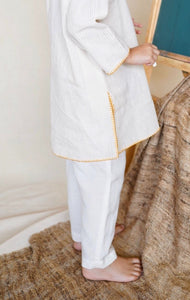 White Lotus Malkha Kurta and Pants(2pc- Set)