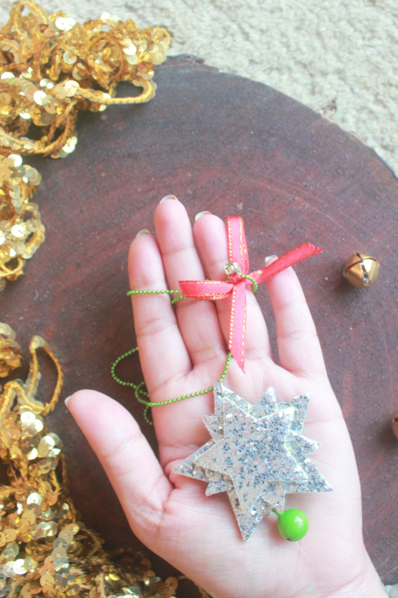 Christmas Star Of Bethelem Necklace Silver Green