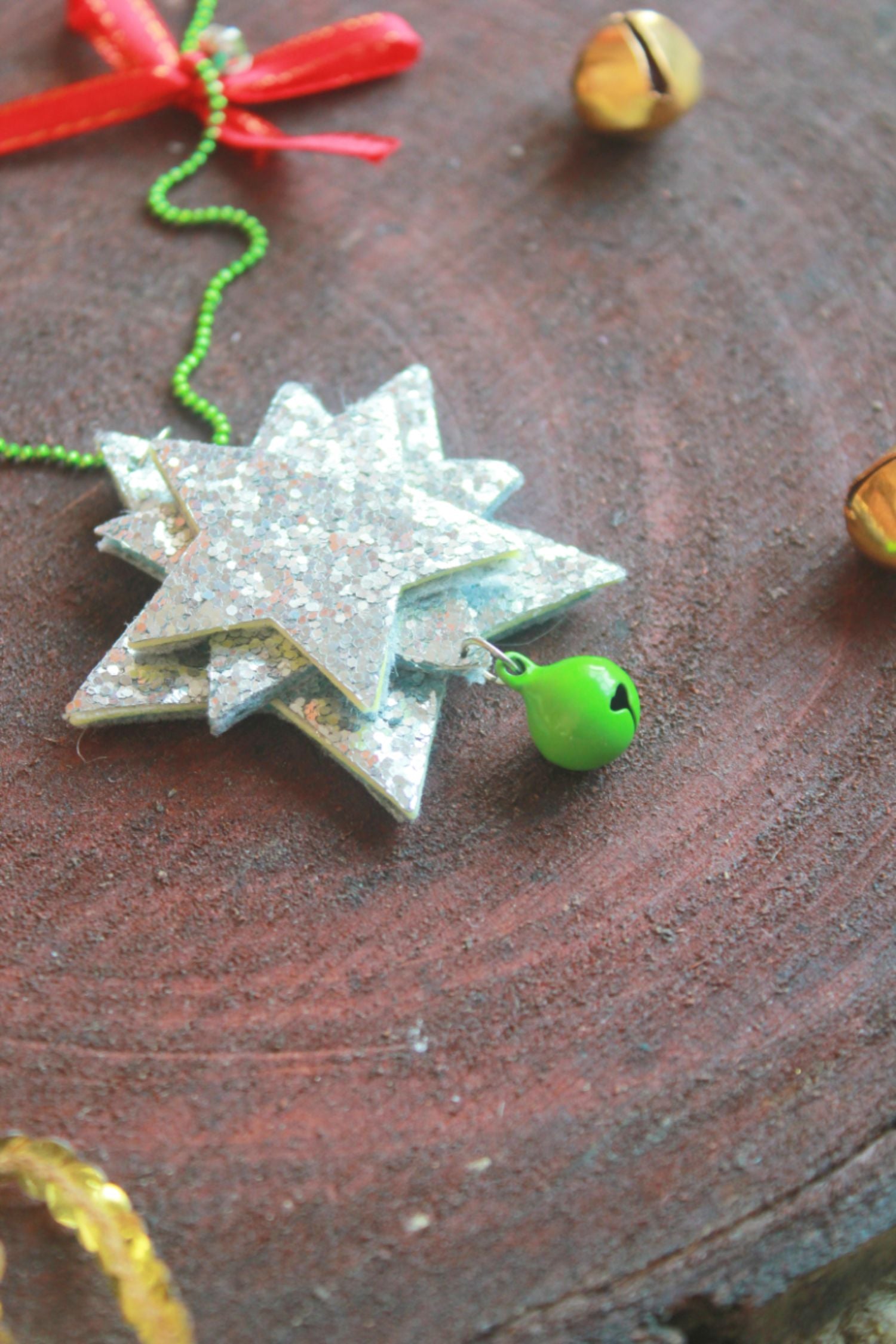 Christmas Star Of Bethelem Necklace Silver Green