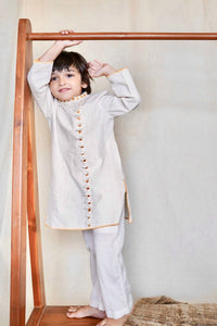 White Lotus Malkha Kurta and Pants(2pc- Set)