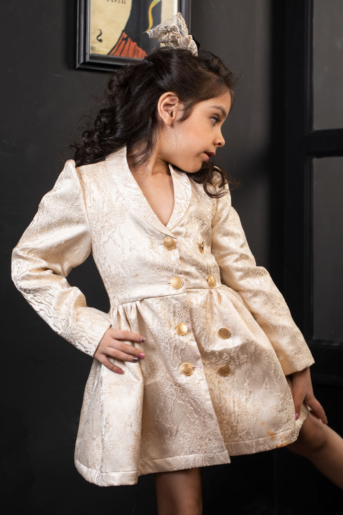 Gold Digger Petitroyalkids Gold Digger Petitroyalkids